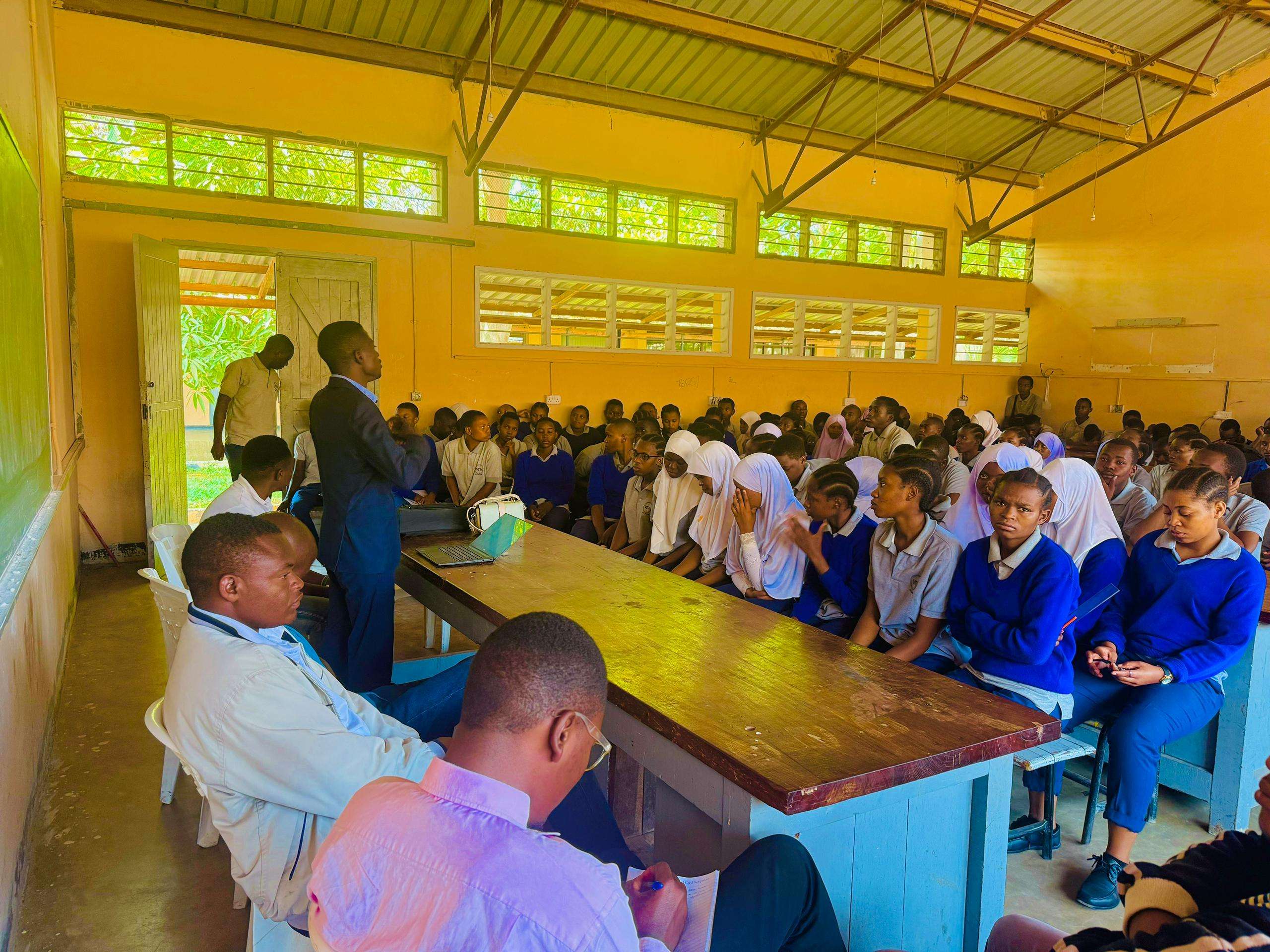 MGI Hosts Meza ya Duara Discussion at VETA - Dodoma